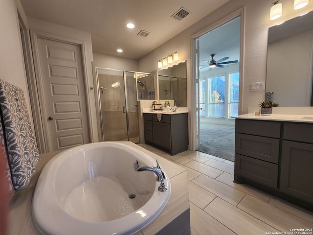 12510 Thrall, San Antonio, TX 78253