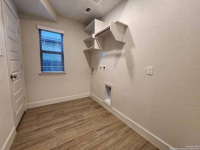 12510 Thrall, San Antonio, TX 78253