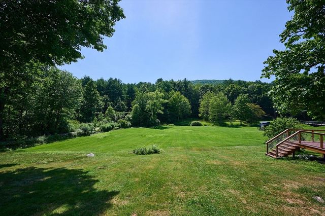 666 Montgomery Rd, Westfield, MA 01085