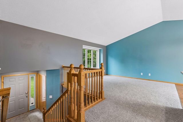 680 Lois Lane, Lino Lakes, MN 55014