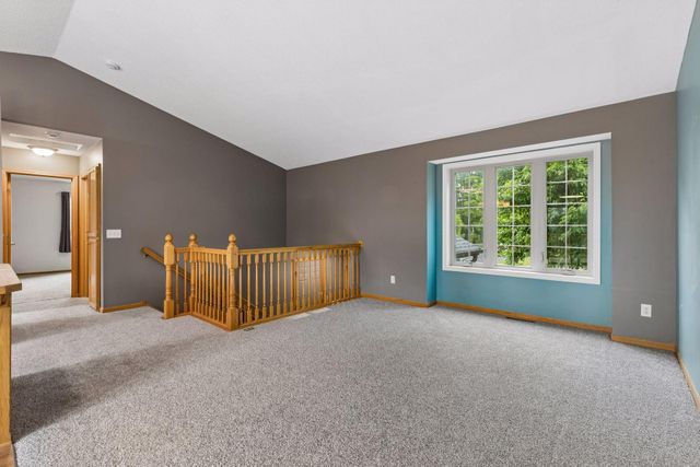 680 Lois Lane, Lino Lakes, MN 55014