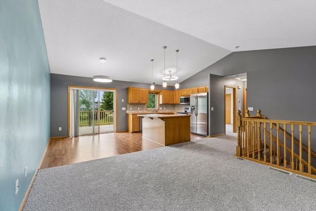 680 Lois Lane, Lino Lakes, MN 55014