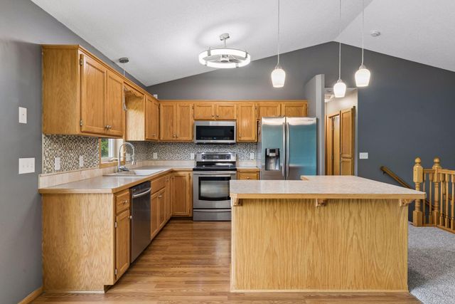 680 Lois Lane, Lino Lakes, MN 55014