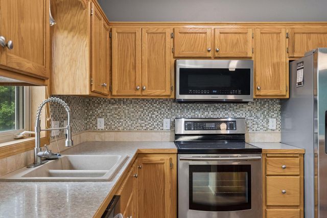 680 Lois Lane, Lino Lakes, MN 55014