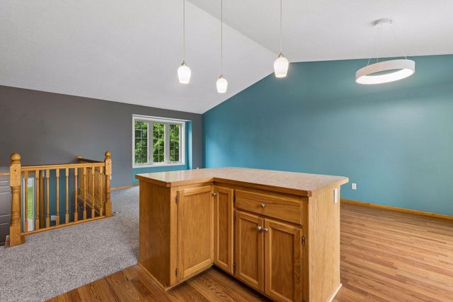 680 Lois Lane, Lino Lakes, MN 55014
