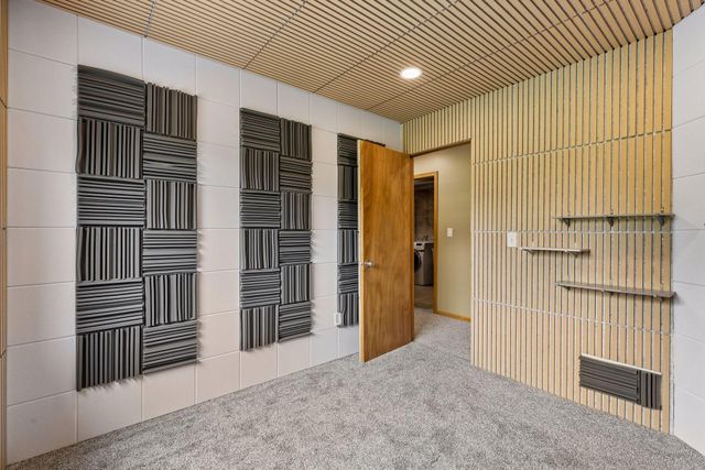 680 Lois Lane, Lino Lakes, MN 55014