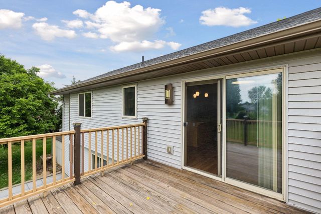 680 Lois Lane, Lino Lakes, MN 55014
