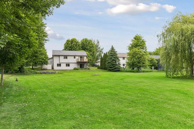680 Lois Lane, Lino Lakes, MN 55014