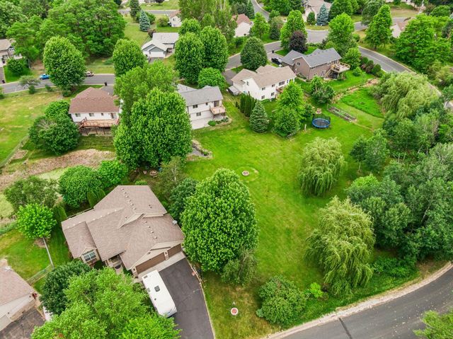 680 Lois Lane, Lino Lakes, MN 55014
