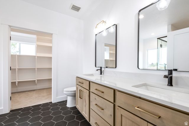 2508 W 3000 N, Farr West, UT 84404