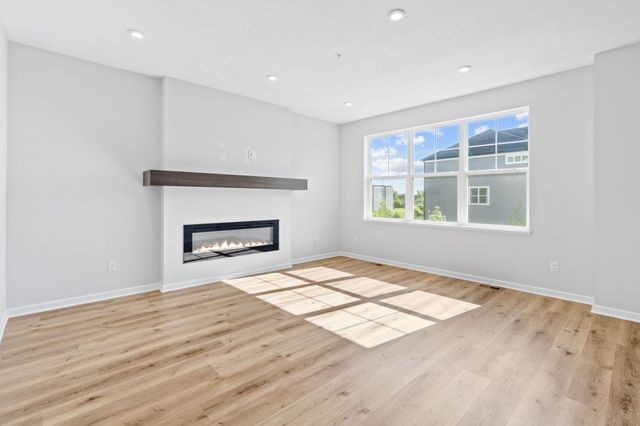 7614 Connie Lane, Inver Grove Heights, MN 55076