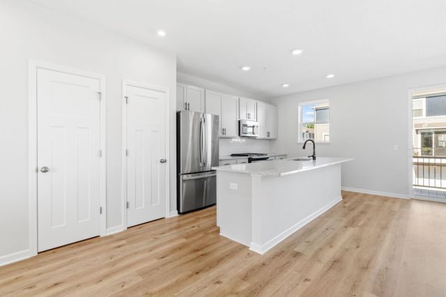 7614 Connie Lane, Inver Grove Heights, MN 55076