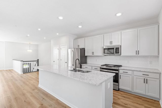 7614 Connie Lane, Inver Grove Heights, MN 55076