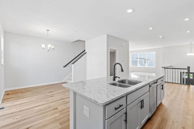 7614 Connie Lane, Inver Grove Heights, MN 55076