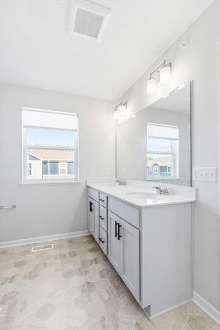 7614 Connie Lane, Inver Grove Heights, MN 55076