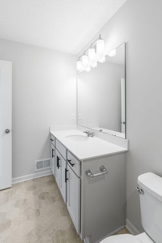 7614 Connie Lane, Inver Grove Heights, MN 55076