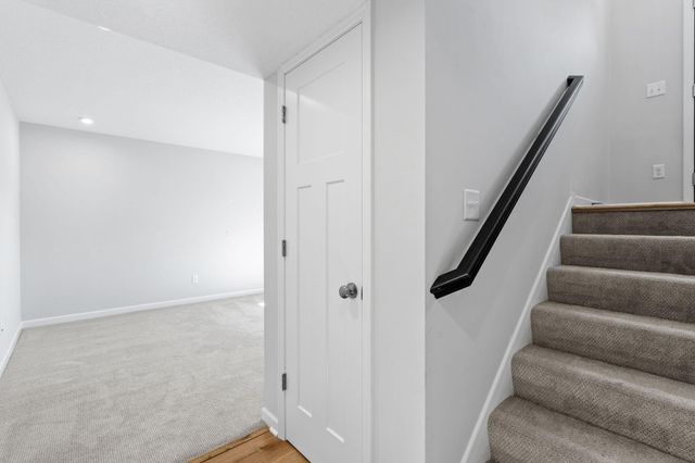 7614 Connie Lane, Inver Grove Heights, MN 55076