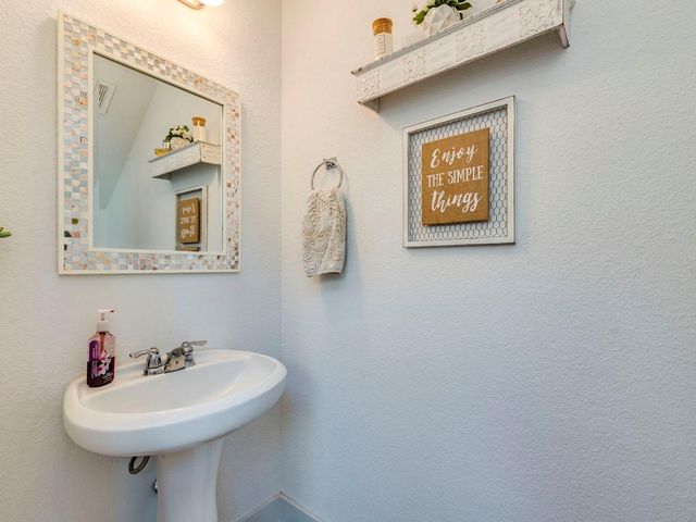2307 Capulet ST, Austin, TX 78741