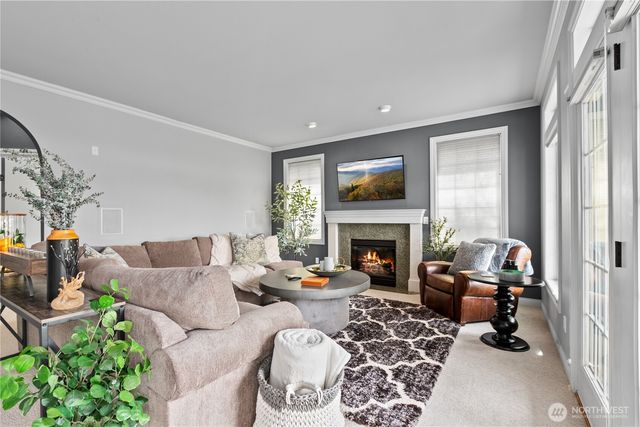 449 Island Green Way, Lynden, WA 98264