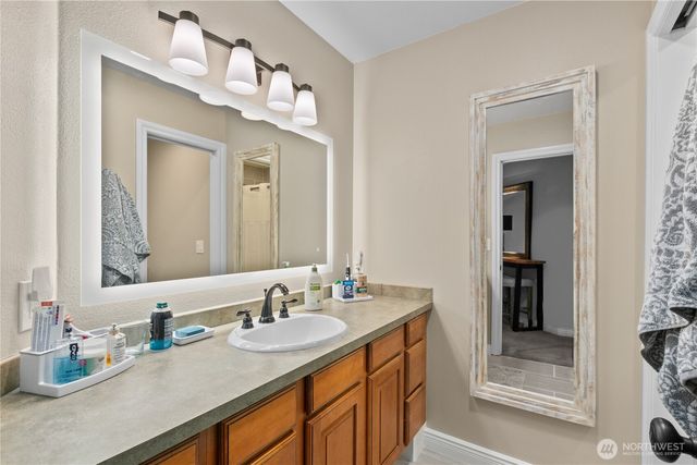 449 Island Green Way, Lynden, WA 98264