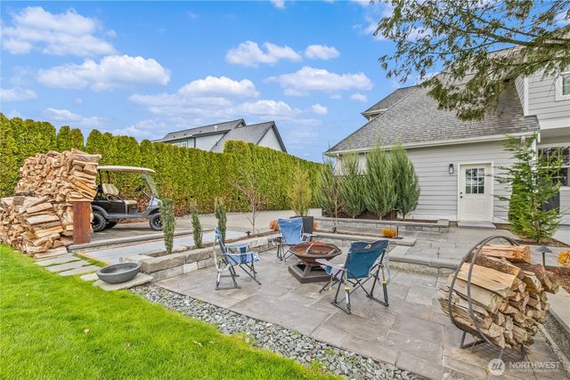 449 Island Green Way, Lynden, WA 98264