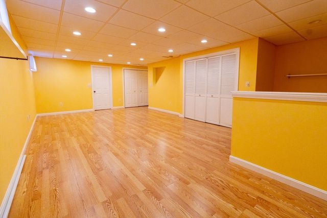 8 Spinnaker Ln B, Taunton, MA 02780