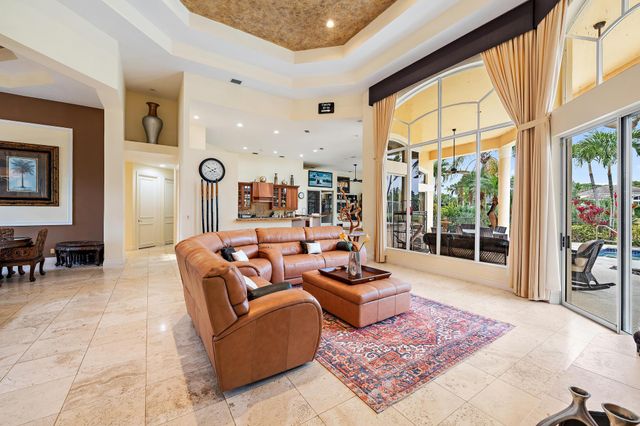 8412 Egret Meadow Lane, West Palm Beach, FL 33412