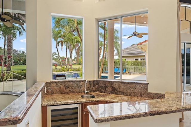 8412 Egret Meadow Lane, West Palm Beach, FL 33412