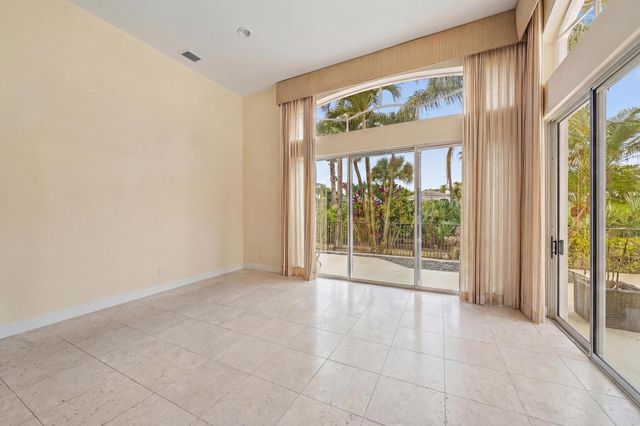 8412 Egret Meadow Lane, West Palm Beach, FL 33412