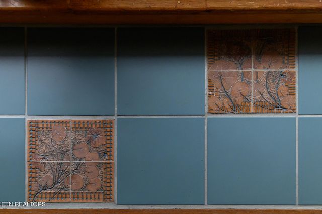 383 East Drive, Oak Ridge, TN 37830