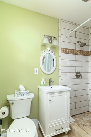 383 East Drive, Oak Ridge, TN 37830