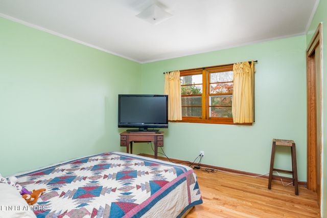 383 East Drive, Oak Ridge, TN 37830