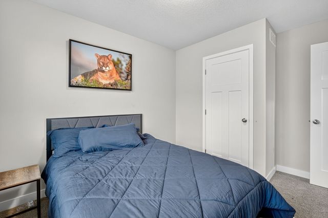 113 S Walnut Drive, Norwalk, IA 50211