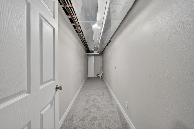 113 S Walnut Drive, Norwalk, IA 50211