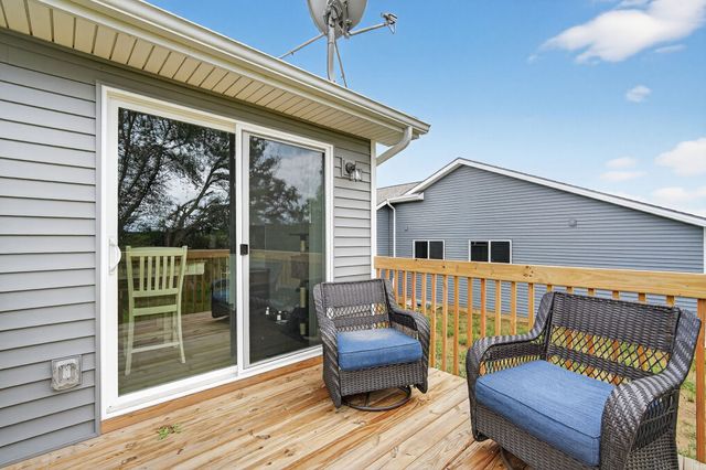 113 S Walnut Drive, Norwalk, IA 50211