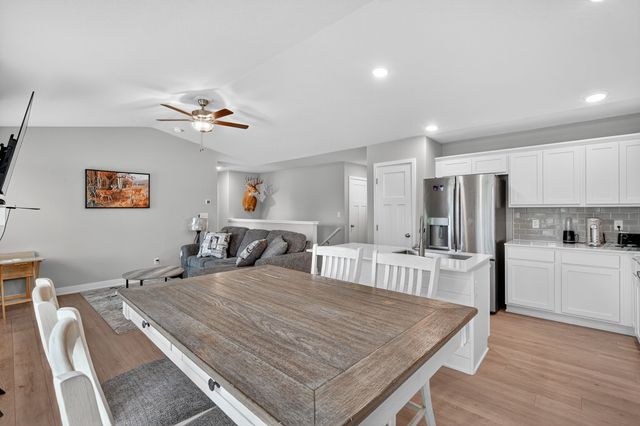 113 S Walnut Drive, Norwalk, IA 50211