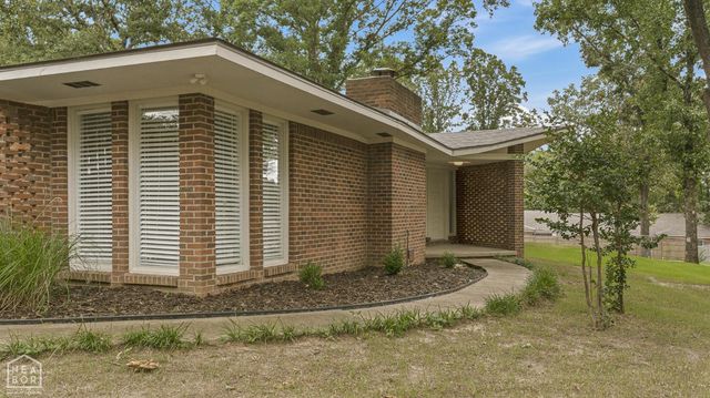 100 Holmes Road, Jonesboro, AR 72405
