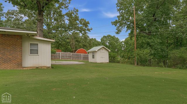 100 Holmes Road, Jonesboro, AR 72405