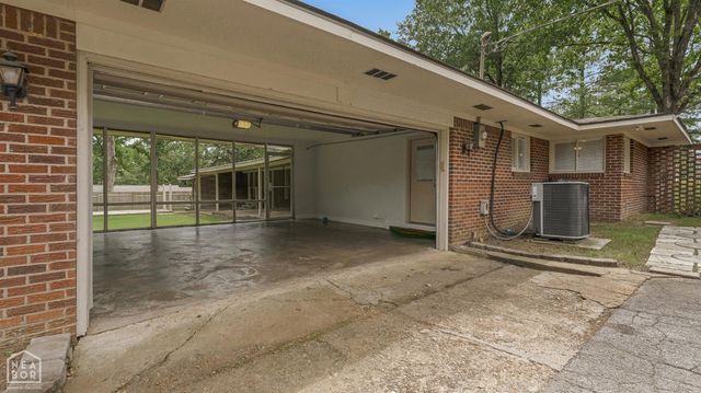100 Holmes Road, Jonesboro, AR 72405