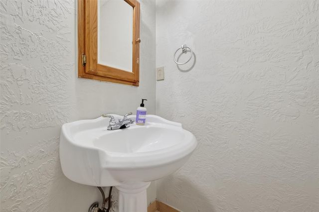 8207 Ryan Park Drive, Houston, TX 77095