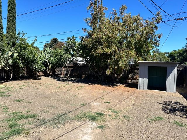 539 E Mendocino Ave, Stockton, CA 95204