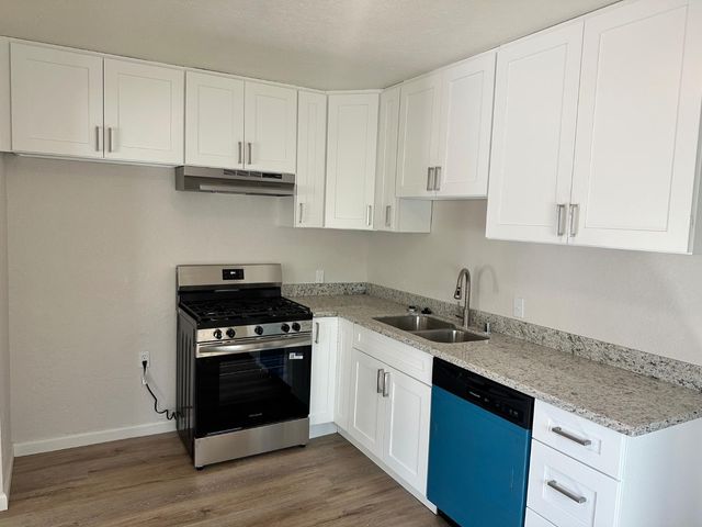 539 E Mendocino Ave, Stockton, CA 95204