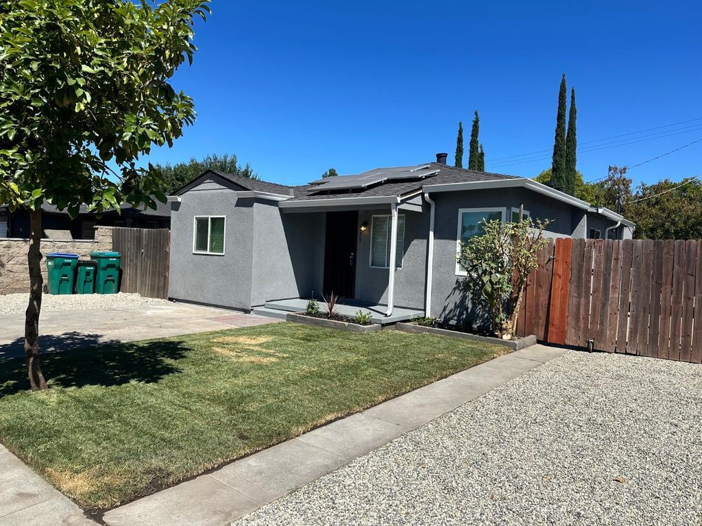 539 E Mendocino Ave, Stockton, CA 95204