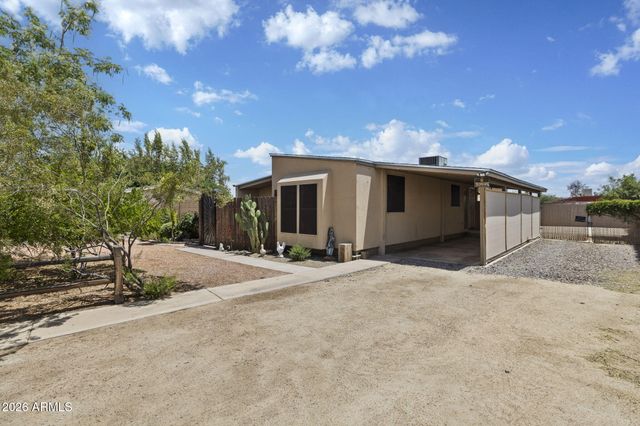 3825 W ROSE GARDEN Lane, Glendale, AZ 85308