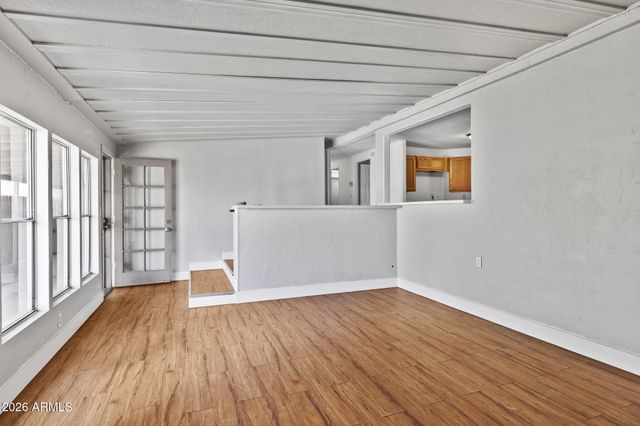 3825 W ROSE GARDEN Lane, Glendale, AZ 85308