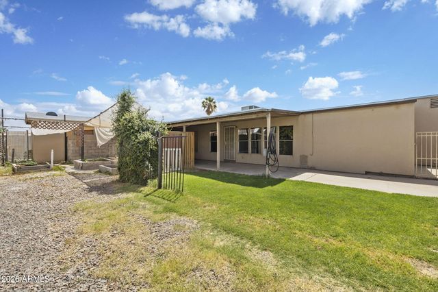3825 W ROSE GARDEN Lane, Glendale, AZ 85308