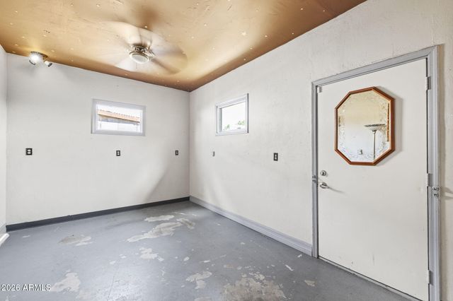 3825 W ROSE GARDEN Lane, Glendale, AZ 85308