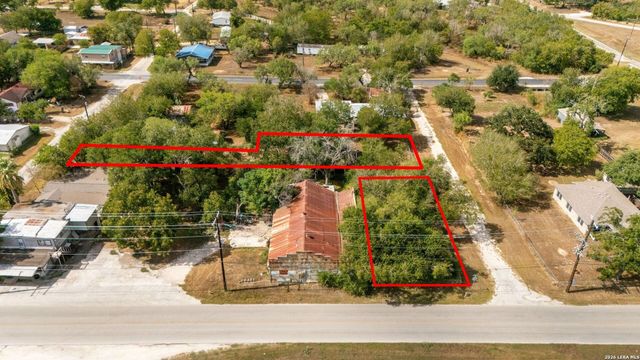 17109 Old Corpus Christi Rd, Elmendorf, TX 78112