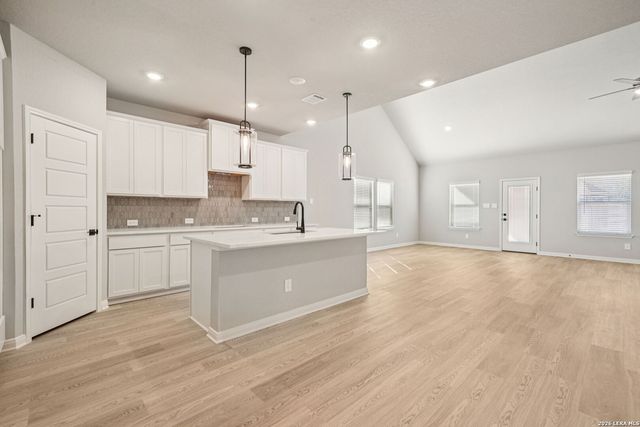 934 Earp Blvd, San Antonio, TX 78260