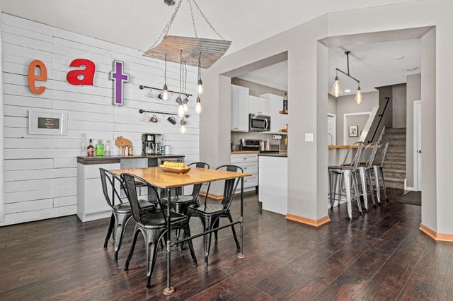 9620 Washington Boulevard 1, Chanhassen, MN 55317